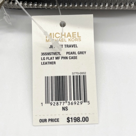 Michael Kors JST LG Flat MF Phone Case Pearl Grey - Picture 7 of 7